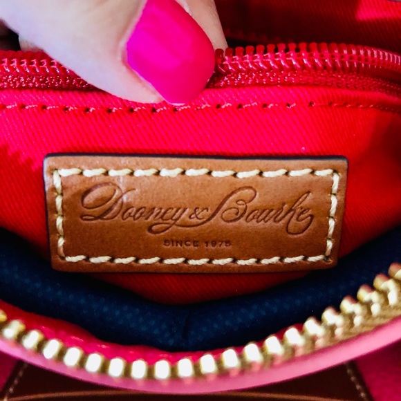 🌿 PEBBLE GRAIN HUNTER CROSSBODY - Picture 8 of 16